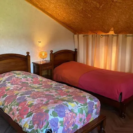Le Gitanes De La Grotte Au Lion Holiday home